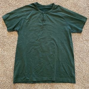 Lululemon Men’s Metal Vent Tech Henley Shirt